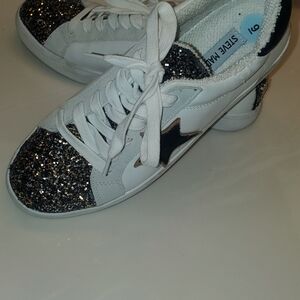 Steve Madden Sneakers